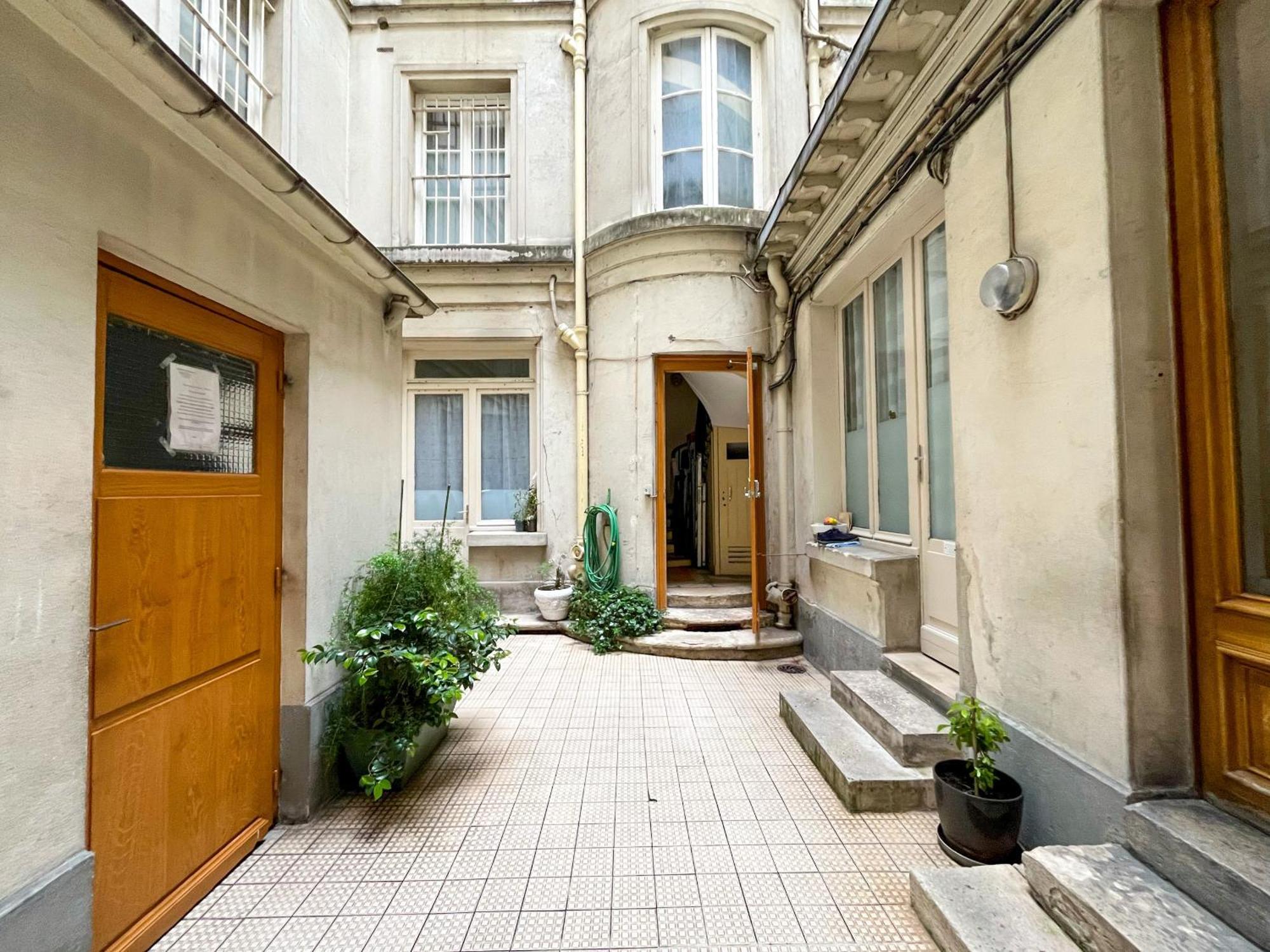 112 - Urban Atelier Saint Michel Apartment Paris Exterior photo